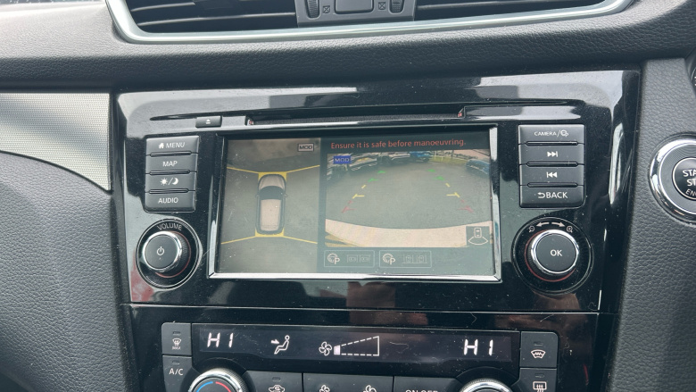 Nissan Qashqai 1.3 DiG-T 160 Tekna+ 5dr Petrol Hatchback